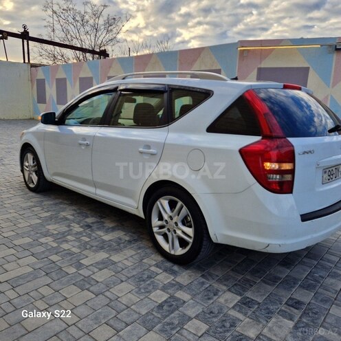 Kia Ceed 2009, 285,000 km - 1.6 l - Bakı
