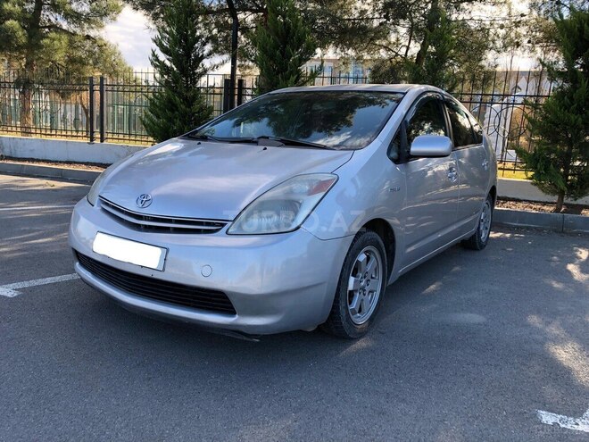 Toyota Prius 2006, 278,000 km - 1.5 л - Quba