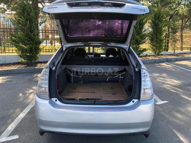 Toyota Prius 2006, 278,000 km - 1.5 л - Quba