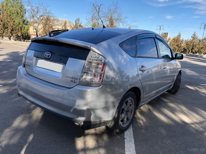 Toyota Prius 2006, 278,000 km - 1.5 л - Quba