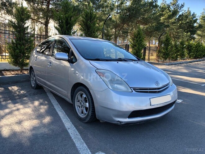 Toyota Prius 2006, 278,000 km - 1.5 л - Quba