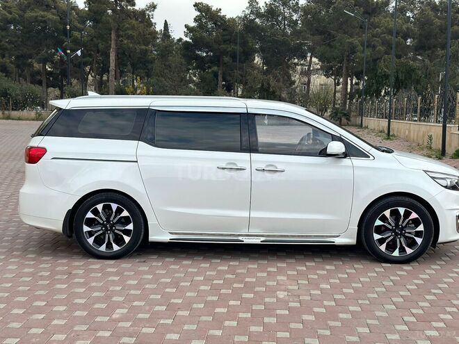 Kia Carnival 2015, 267,500 km - 2.2 l - Hacıqabul