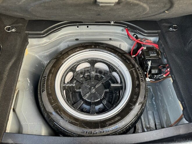 Mercedes E 200 2013, 172,400 km - 2.0 l - Bakı