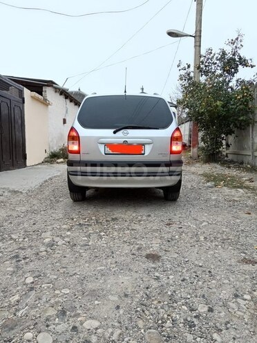 Opel Zafira 2000, 280,000 km - 1.8 l - Şabran
