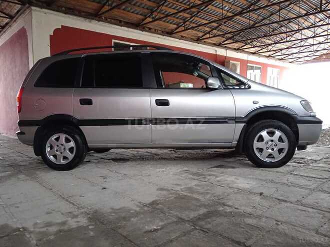 Opel Zafira 2000, 280,000 km - 1.8 l - Şabran