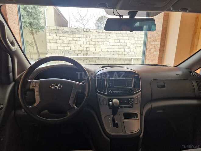 Hyundai H-1 2017, 179,800 km - 2.5 l - Bakı