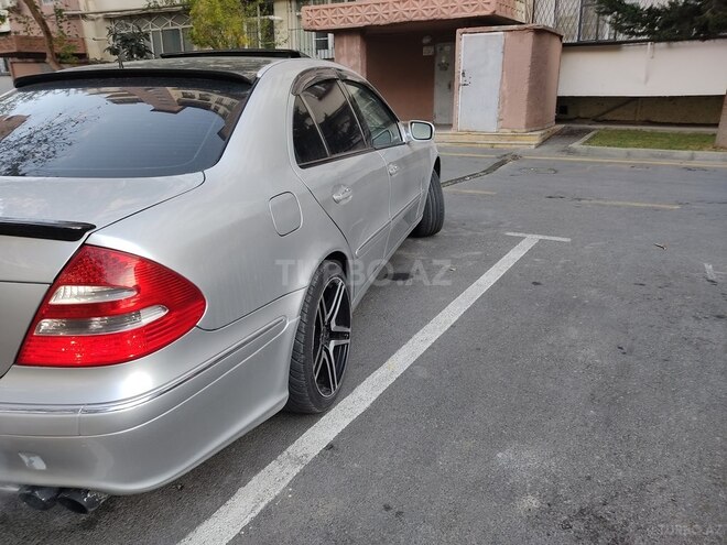 Mercedes E 240 2002, 221,000 km - 2.4 l - Bakı