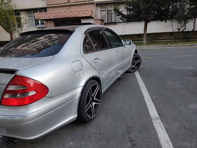 Mercedes E 240 2002, 221,000 km - 2.4 l - Bakı