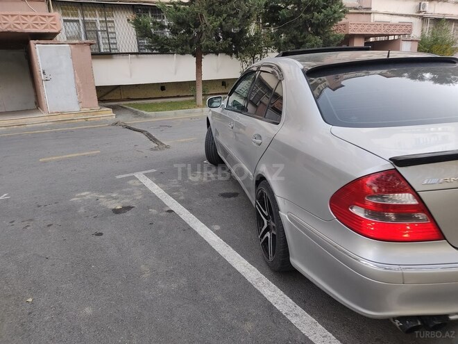 Mercedes E 240 2002, 221,000 km - 2.4 l - Bakı