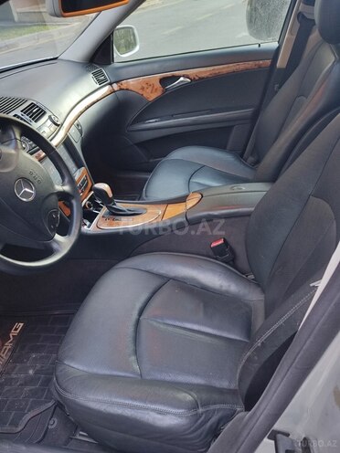 Mercedes E 240 2002, 221,000 km - 2.4 l - Bakı
