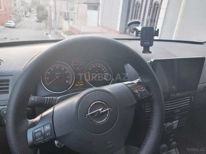 Opel Astra 2006, 207,000 km - 1.4 л - Bakı