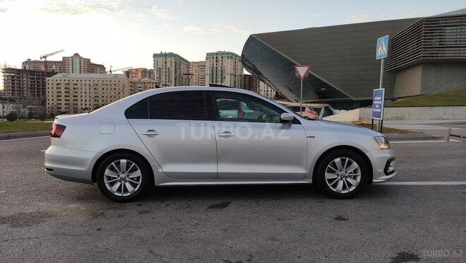 Volkswagen Jetta 2016, 85,000 km - 1.4 l - Bakı
