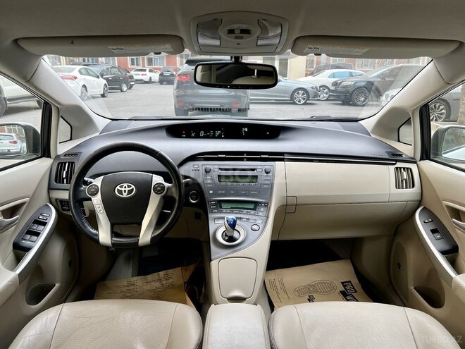 Toyota Prius 2011, 130,000 km - 1.8 l - Bakı