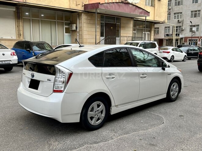 Toyota Prius 2011, 130,000 km - 1.8 l - Bakı