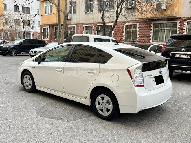 Toyota Prius 2011, 130,000 km - 1.8 l - Bakı