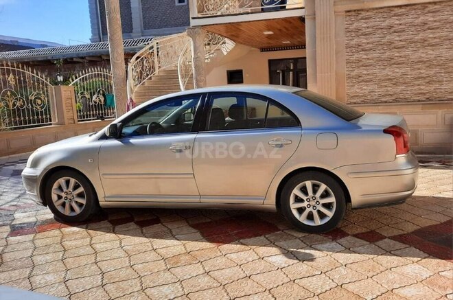 Toyota Avensis 2004, 201,000 km - 1.8 l - Gəncə