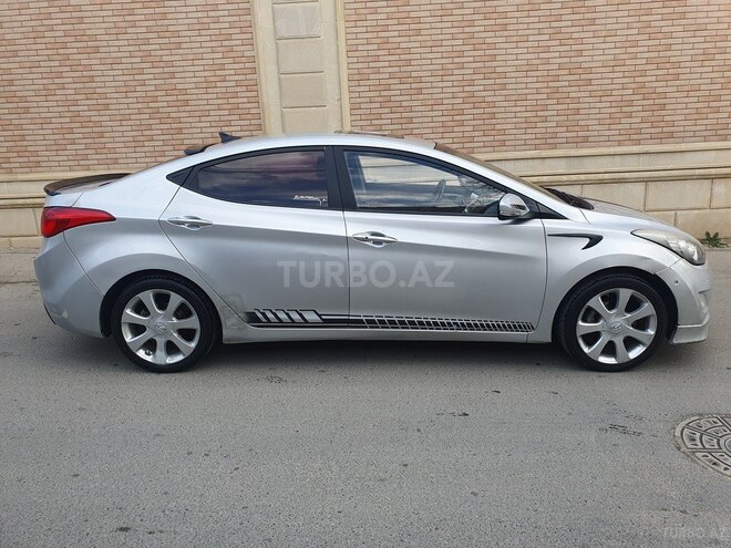 Hyundai Elantra 2011, 185,000 km - 1.6 л - Bakı