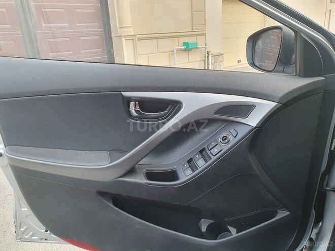 Hyundai Elantra 2011, 185,000 km - 1.6 л - Bakı