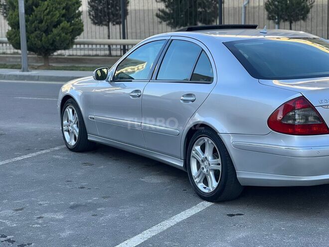 Mercedes E 220 2007, 318,000 km - 2.2 l - Bakı