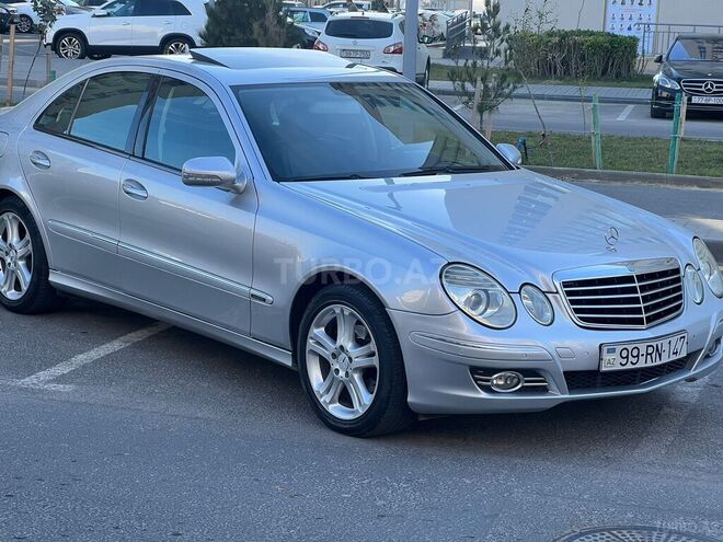 Mercedes E 220 2007, 318,000 km - 2.2 l - Bakı