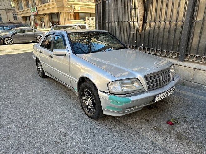 Mercedes C 200 1994, 290,000 km - 2.0 l - Bakı