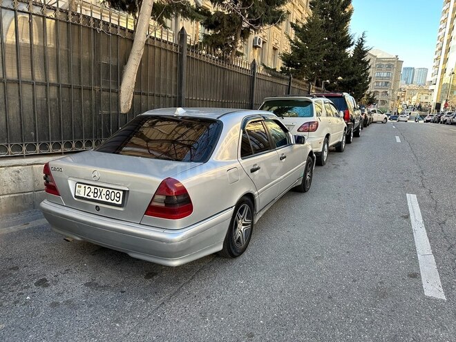 Mercedes C 200 1994, 290,000 km - 2.0 l - Bakı