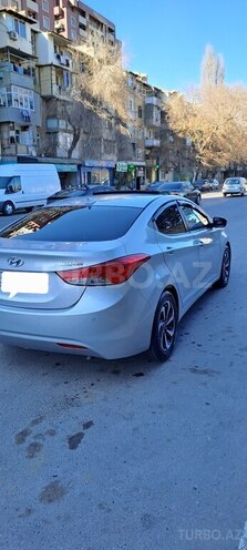 Hyundai Elantra 2011, 137,700 km - 1.6 l - Bakı