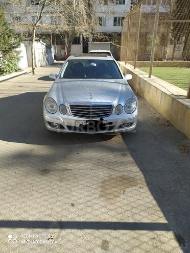 Mercedes E 220 2006, 420,000 km - 2.2 l - Bakı