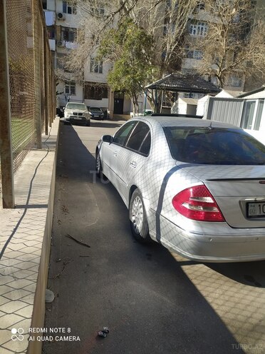 Mercedes E 220 2006, 420,000 km - 2.2 l - Bakı