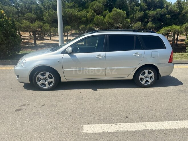 Toyota Corolla 2006, 243,500 km - 1.4 л - Bakı
