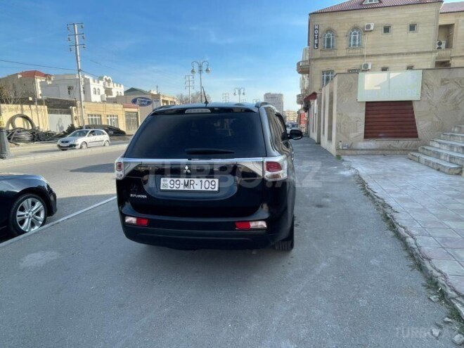 Mitsubishi Outlander 2014, 240,000 km - 2.4 l - Bakı