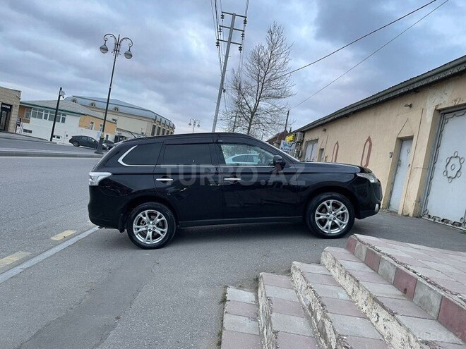 Mitsubishi Outlander 2014, 240,000 km - 2.4 l - Bakı