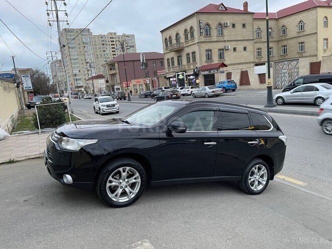 Mitsubishi Outlander 2014, 240,000 km - 2.4 l - Bakı