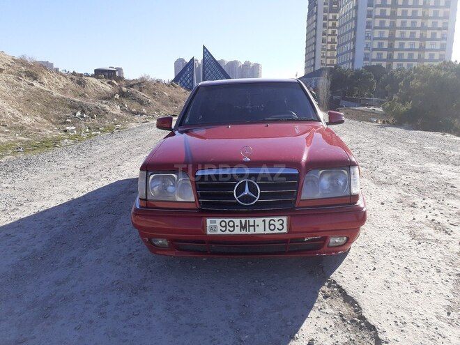 Mercedes E 200 1994, 120,000 km - 2.0 l - Bakı
