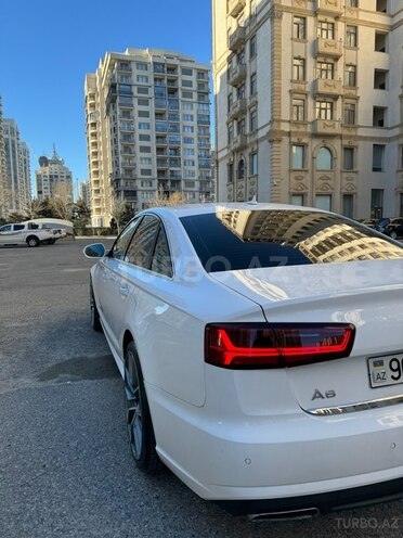 Audi A6 2015, 210,000 km - 2.0 l - Bakı