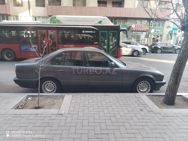 BMW 325 1989, 30,000 km - 2.5 l - Bakı