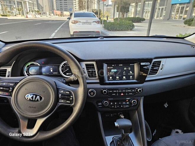 Kia Niro 2017, 226,918 km - 1.6 л - Bakı
