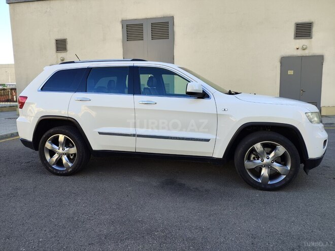 Jeep Grand Cherokee 2012, 209,000 km - 3.6 л - Bakı