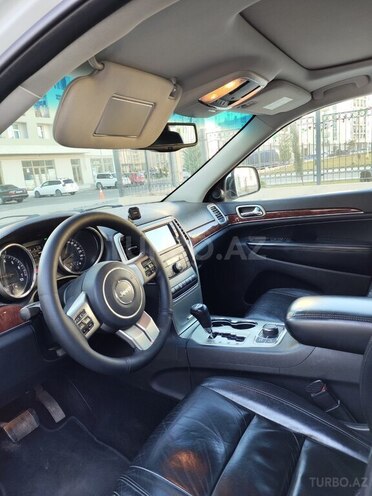 Jeep Grand Cherokee 2012, 209,000 km - 3.6 л - Bakı