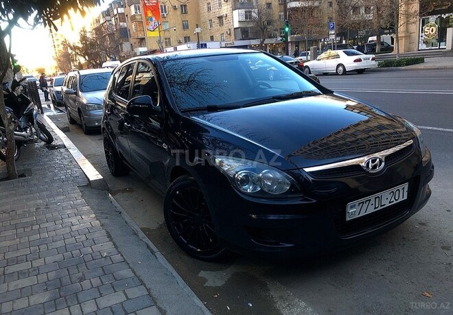 Hyundai i30 2009, 193,848 km - 1.4 л - Bakı
