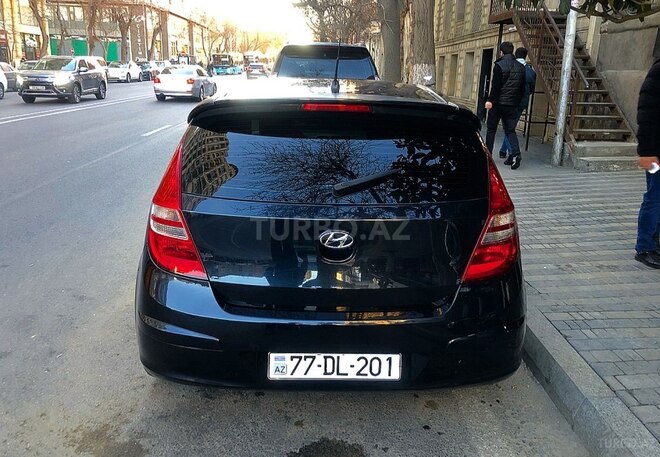 Hyundai i30 2009, 193,848 km - 1.4 л - Bakı