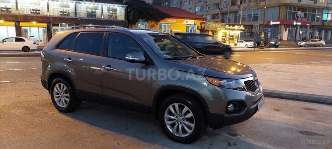 Kia Sorento 2011, 235,000 km - 2.0 l - Bakı