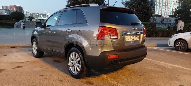Kia Sorento 2011, 235,000 km - 2.0 l - Bakı
