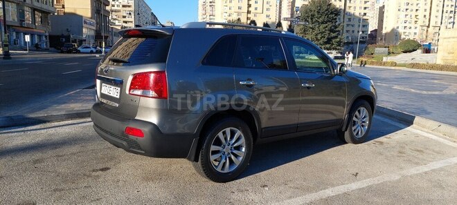Kia Sorento 2011, 235,000 km - 2.0 l - Bakı