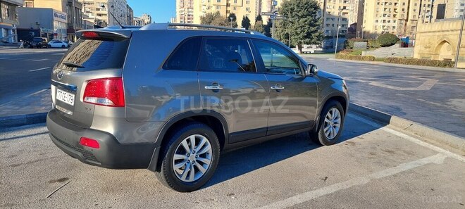 Kia Sorento 2011, 235,000 km - 2.0 l - Bakı