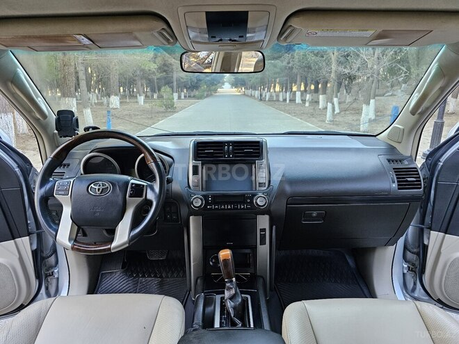 Toyota Prado 2011, 178,000 km - 2.7 l - Bakı