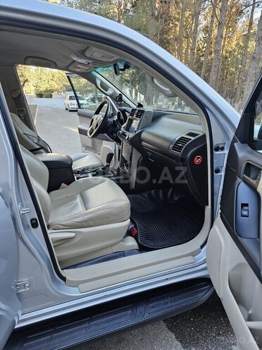 Toyota Prado 2011, 178,000 km - 2.7 l - Bakı