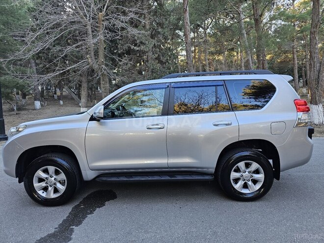 Toyota Prado 2011, 178,000 km - 2.7 l - Bakı
