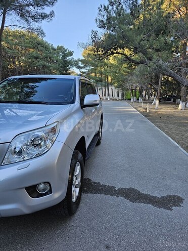 Toyota Prado 2011, 178,000 km - 2.7 l - Bakı