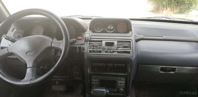 Mitsubishi Pajero 1993, 450,000 km - 2.8 l - Bakı